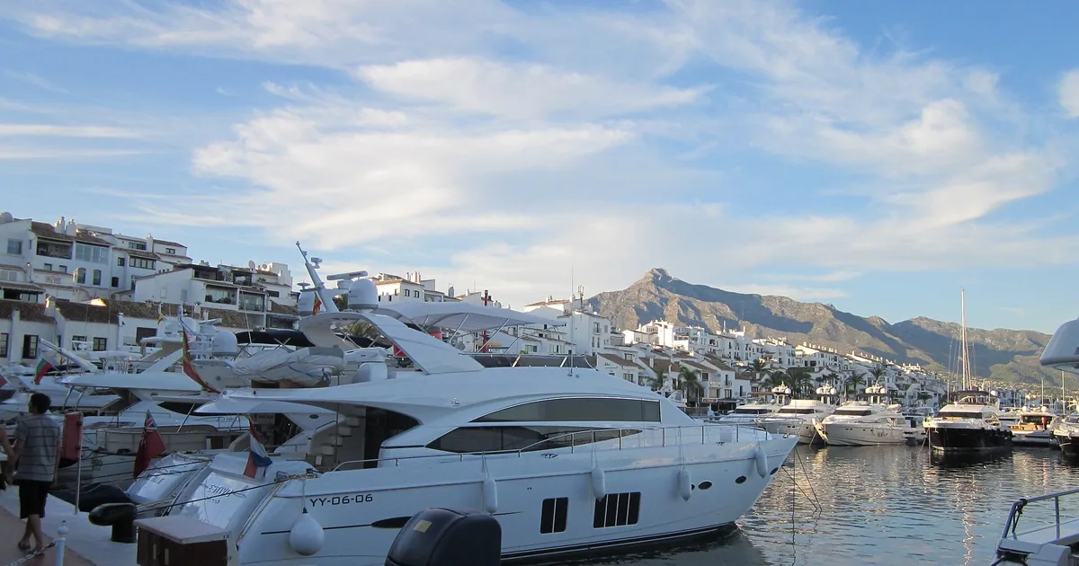 Puerto Banús marina — Breakfast and Brunch, 2026 guide