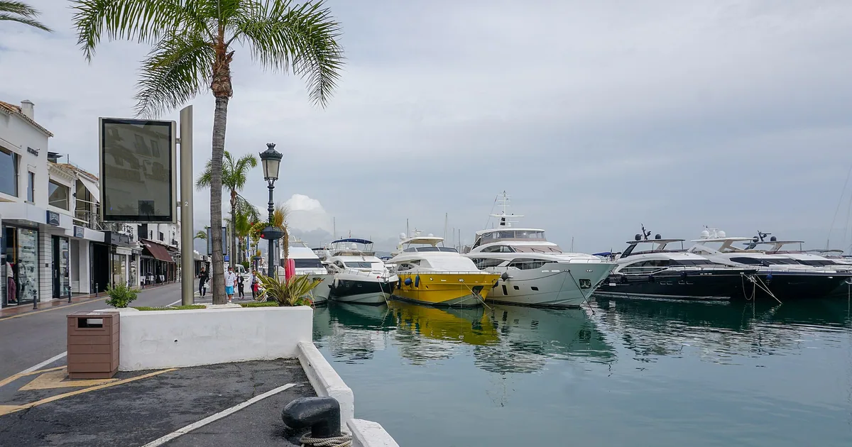 Marina Marbella — Booking a Charter, 2026 guide