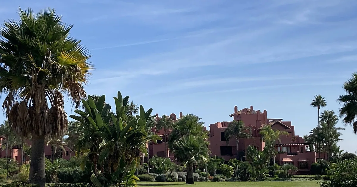 Estepona villas — Duo Bookings, 2026 guide