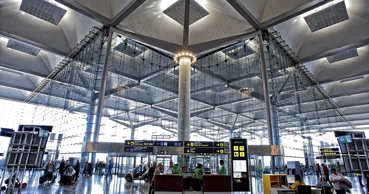 Departures hall under the steel roof of Terminal 3 at Málaga-Costa del Sol Airport — VIP arrival services