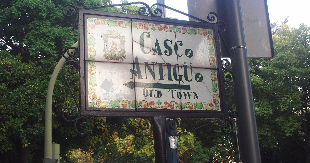 Casco antigüo de Marbella — Old Town by Night, 2026 guide