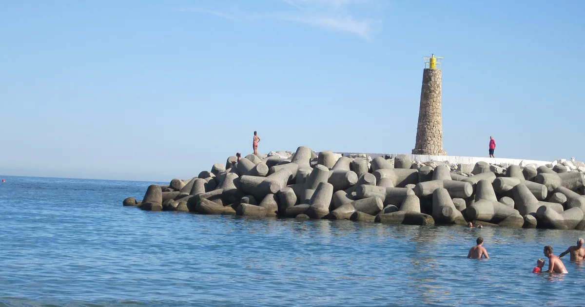 the Puerto Banús lighthouse — Nobu Marbella, 2026 guide
