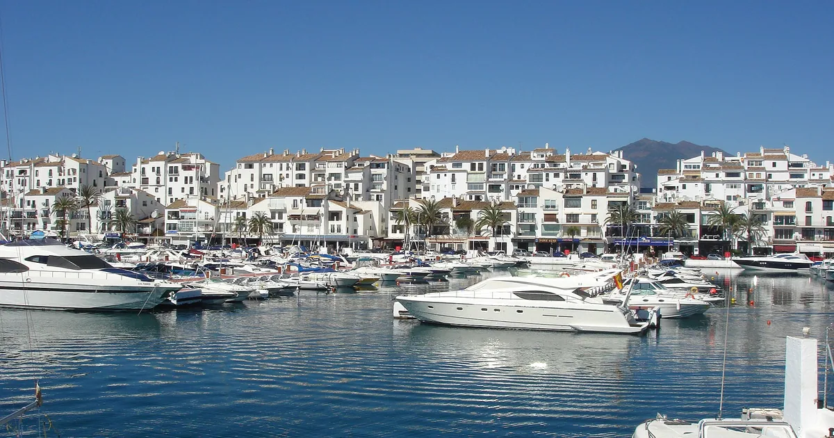 Puerto Banús Marbella — Paella in Marbella, 2026 guide