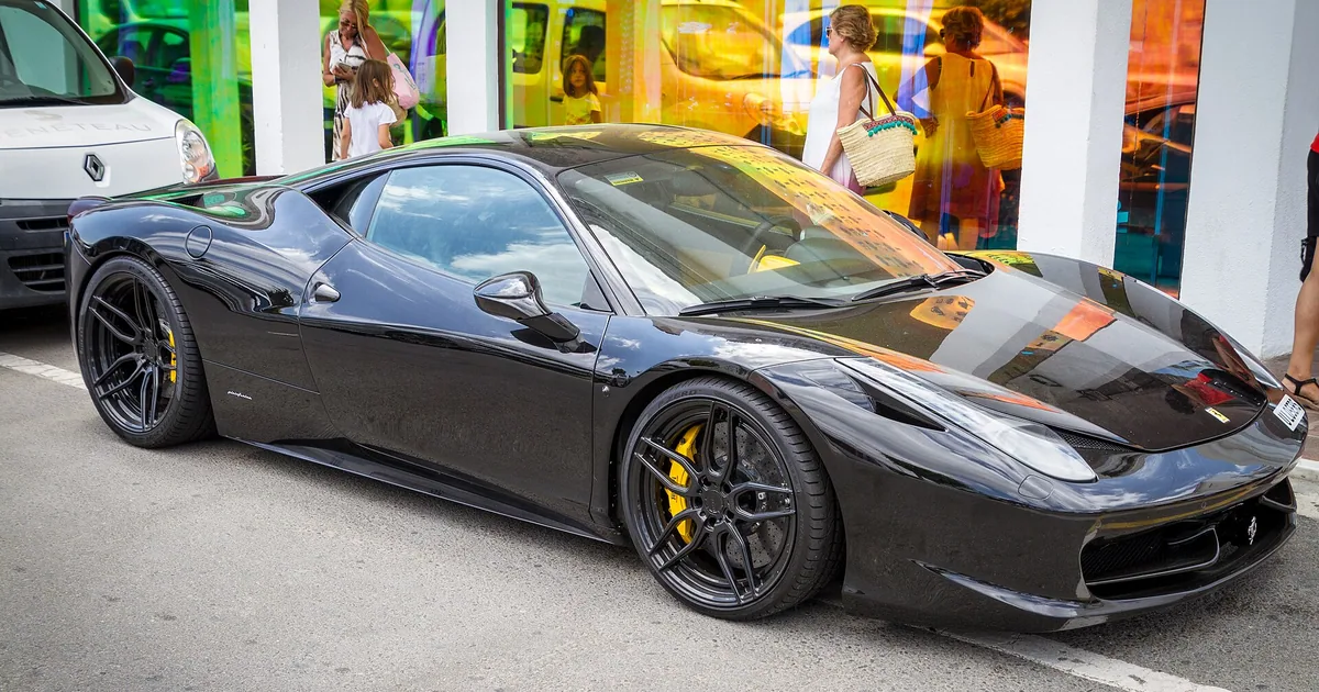 Black Ferrari in Puerto Jose Banus — Sunday Brunch Clubs, 2026 guide