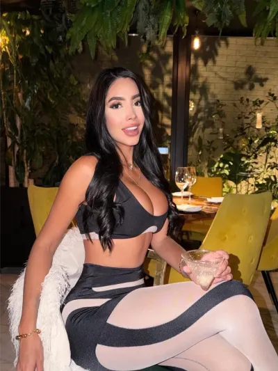 Daniela - Colombian escort in Marbella